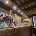 In Marche With Pool & Verdicchio Wines * Montecarotto