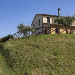 In Marche With Pool & Verdicchio Wines *