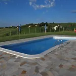 In Marche With Pool & Verdicchio Wines Daire *