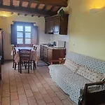 In Marche With Pool & Verdicchio Wines *