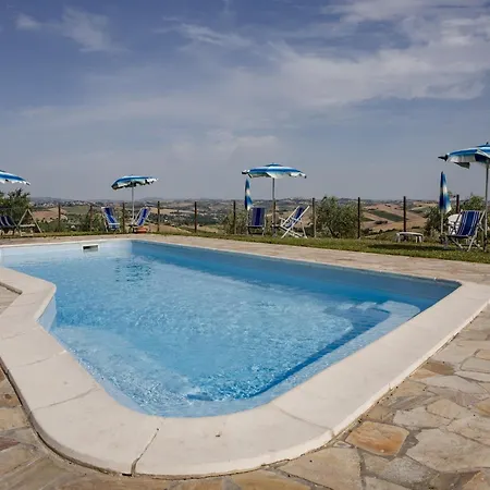 In Marche With Pool & Verdicchio Wines