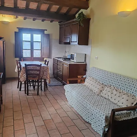 In Marche With Pool & Verdicchio Wines *